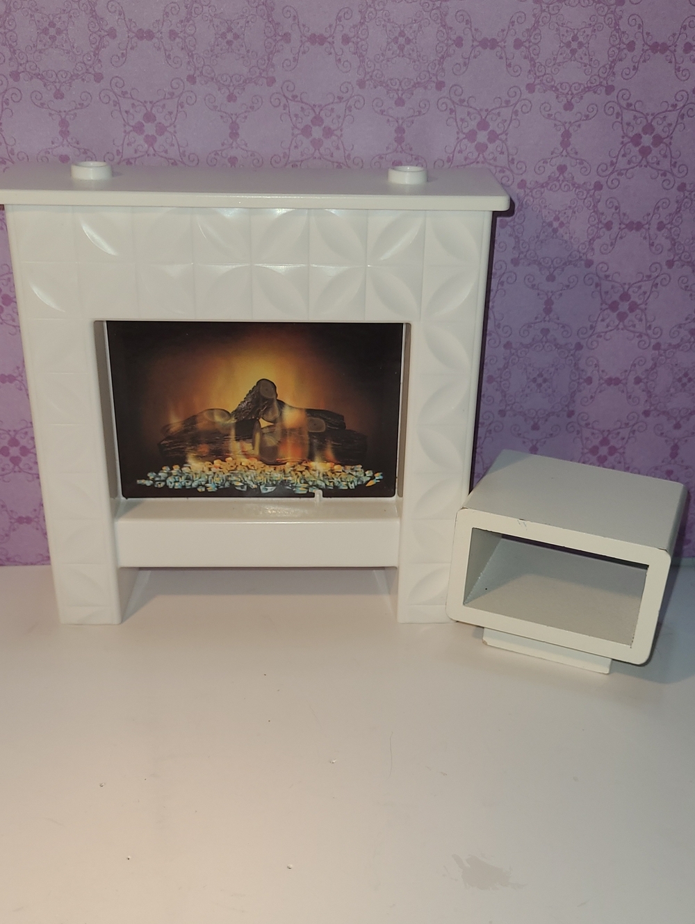Mattel White Doll Fireplace Playset